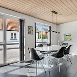 Semesterbostad Charming Retreat In - By Traum