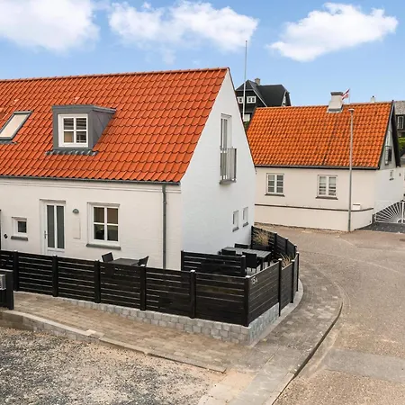 Charming Retreat In - By Traum Semesterbostad *