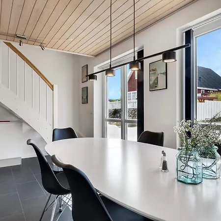 Charming Retreat In Løkken